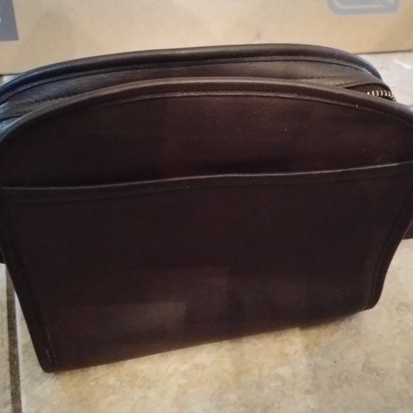 Vintage Coach Brown Leather Bag - Picture 6 of 9